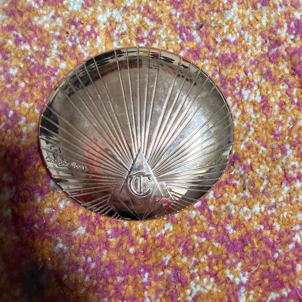 Charlotte Tilbury Airbrush Bronzer